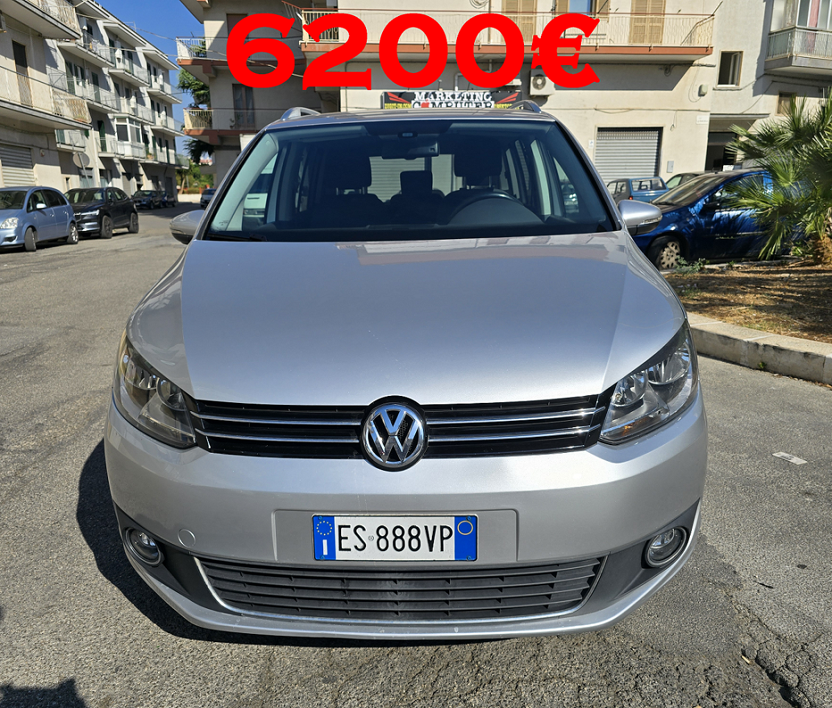 VW TOURAN_1200